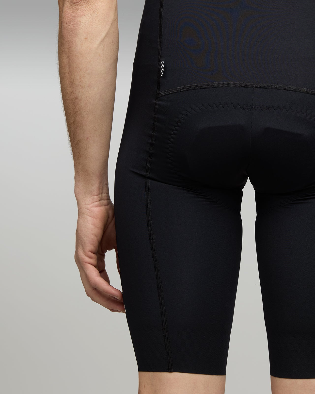 Fast™ Bib Shorts 2.0 - Black – Ndlss®