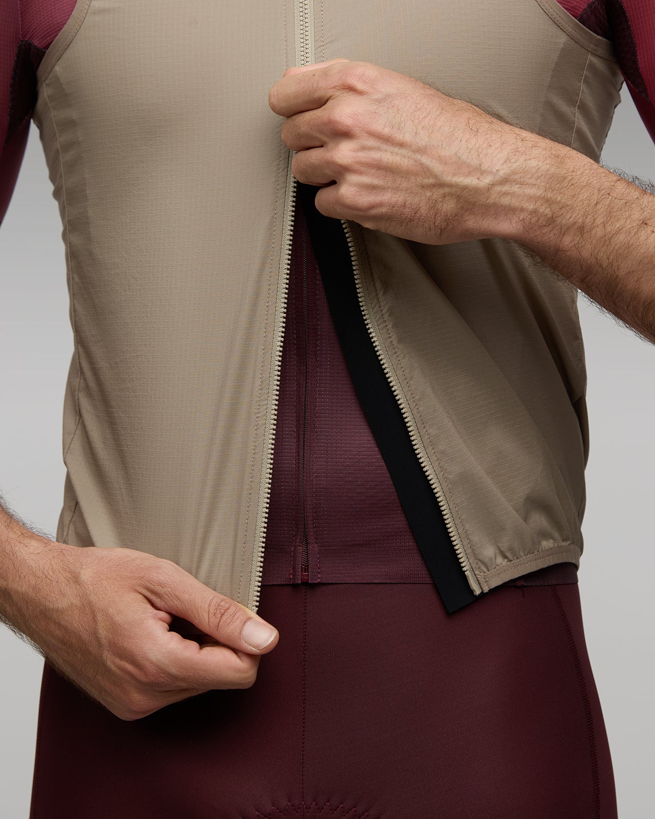 Fast™ Light Gilet - Desert – Ndlss®